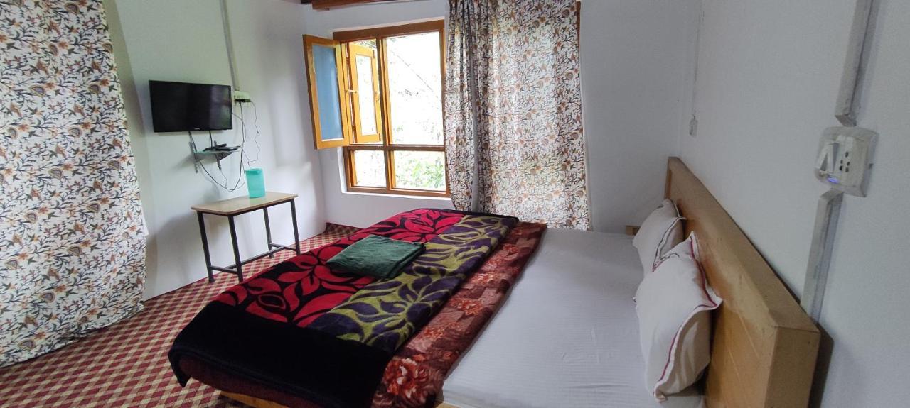 Jahangir Cottage Pahalgām Zewnętrze zdjęcie